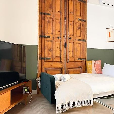 Spacious Apartment In The Gothic Barcelona Exterior photo